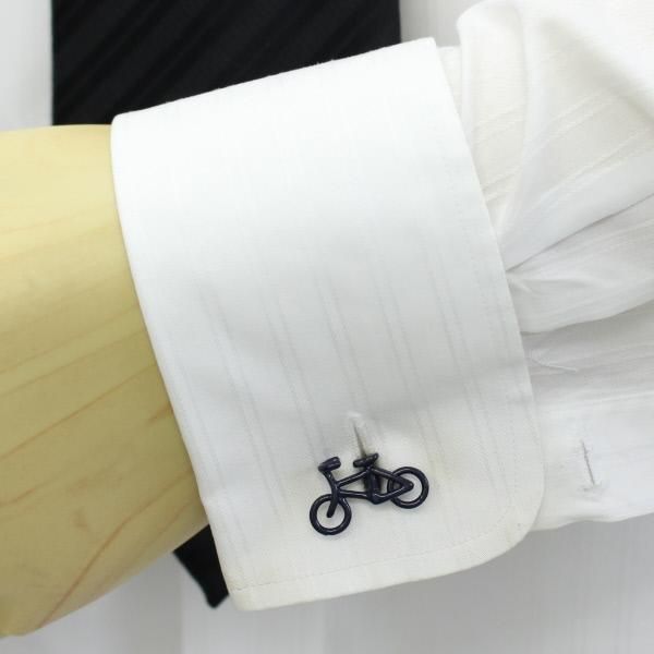 気持ち良い風に吹かれてネイビーの自転車カフス(カフリンクス/カフスボタン)