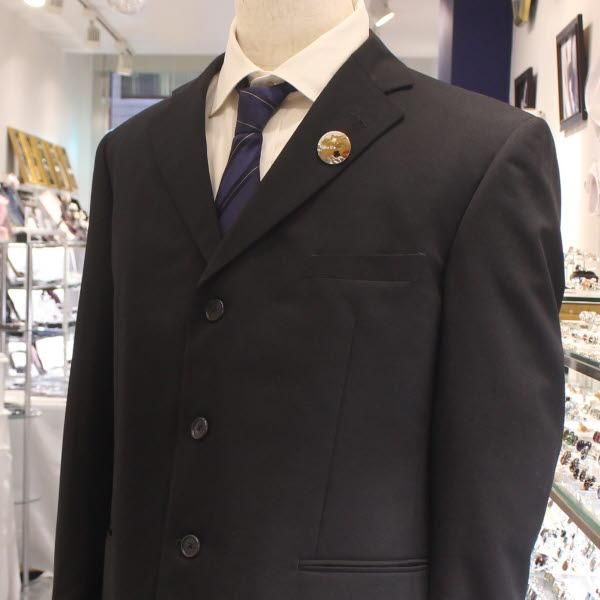 受注生産品 Mt. ARTIGIANO 龍蒔絵・白蝶貝ブローチ(ブローチ)
