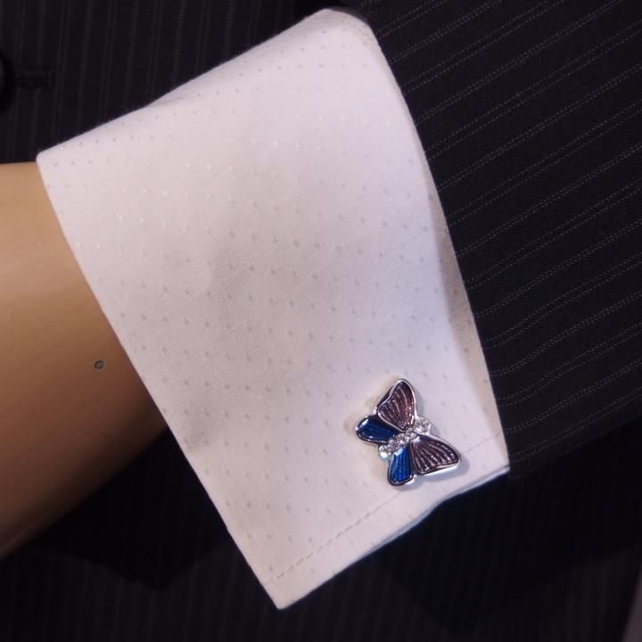 青 紫 キラキラ蝶々カラフルエナメルのカフス カフリンクス カフスボタン
