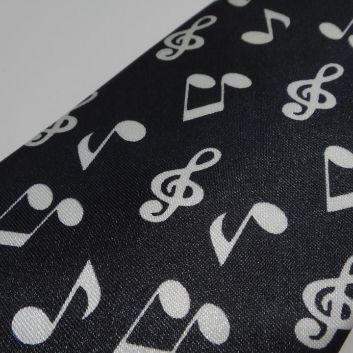 黒地 白の音符 音楽 かわいい モノクロ コミックネクタイ