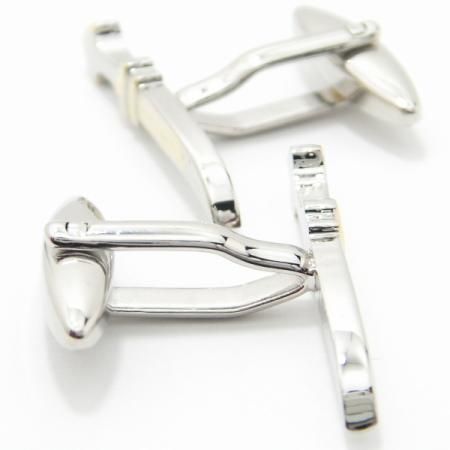 危険な男?!ナイフのカフス(カフリンクス/カフスボタン)