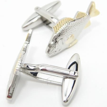 ぎょぎょっ?!活き活きお魚のカフス(カフリンクス/カフスボタン)