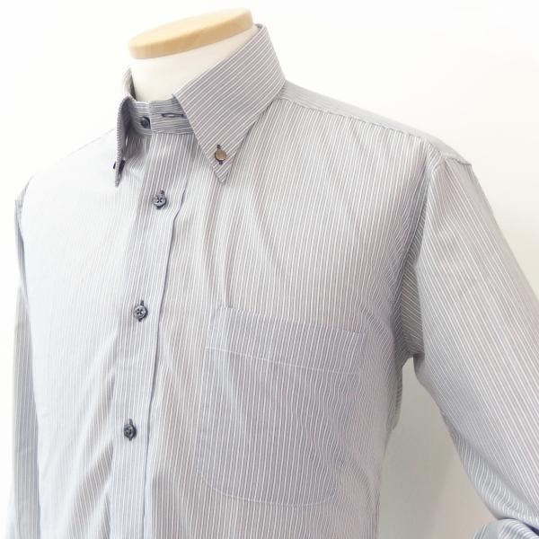 【受注生産品】糸巻・黒蝶貝のボタンダウンピアス