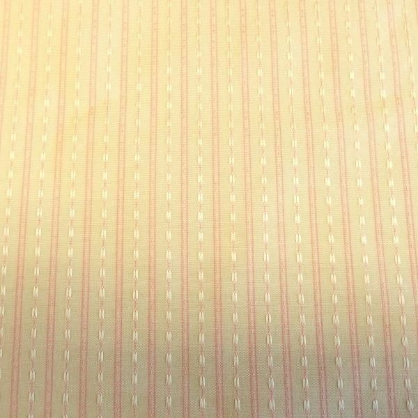 高級オーダーシャツ生地ポケットチーフ・ベージュ×ピンクストライプのポケットスクウェア