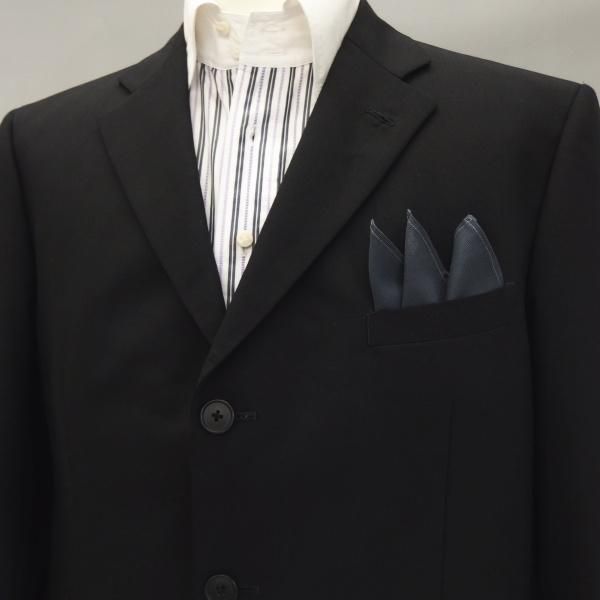 高級オーダーシャツ生地ポケットチーフ・グレー平織のポケットスクウェア