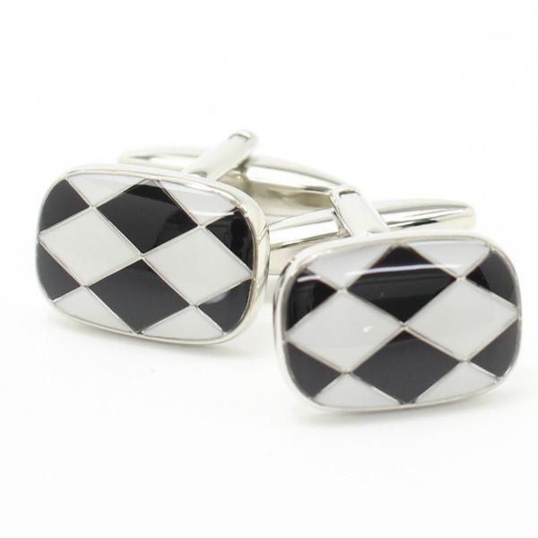 ブラック×ホワイトのモダンなダイヤ柄カフス(カフリンクス/カフスボタン)