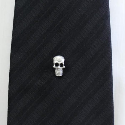 ブラックストーンeyesスカル・ドクロのタイタック(ピンブローチ)