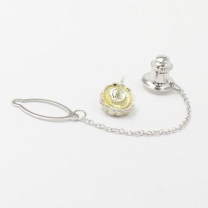 レッドストーン×ラインストーン・お花モチーフのタイタック(ピンブローチ)