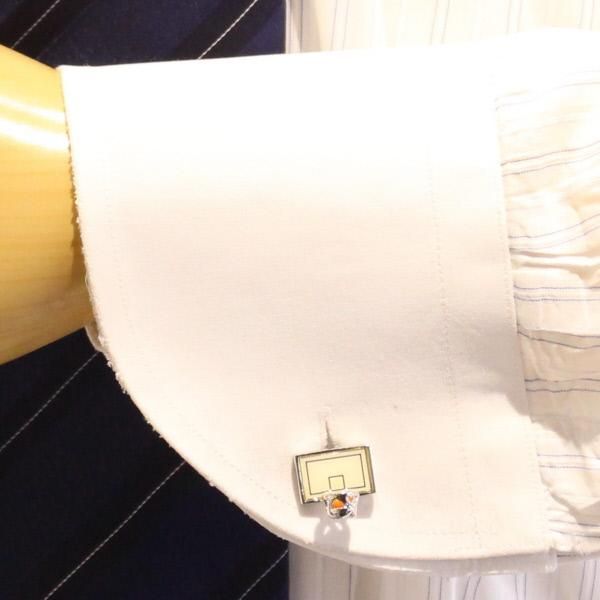 ダンクシュートを狙って！バスケットゴールのカフス(カフリンクス/カフスボタン)