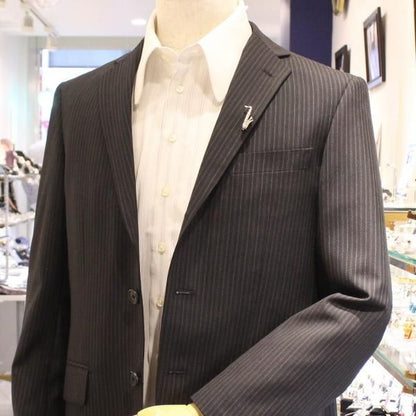 ゴールド・キラキラサックスのラペルピン・ブローチ