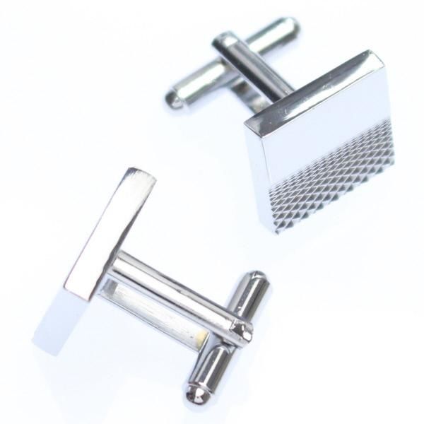 シルバー・スクエア・ハーフデザインのカフス(カフリンクス/カフスボタン)