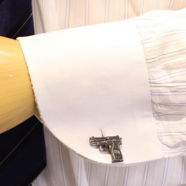 ガンメタリック・ピストルのカフス(カフリンクス/カフスボタン)