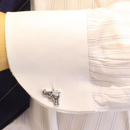 シルバー・ピストルのカフス(カフリンクス/カフスボタン)