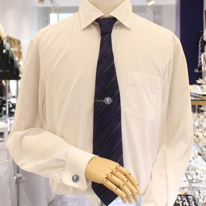 【陶華・TOHCA】シルバー・ラウンド・タツノオトシゴカメオ・ブルー×ホワイトのカフス(カフリンクス/カフスボタン)