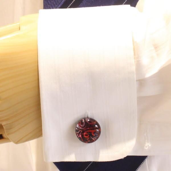 【ThaiVetro】レッドグラデーション・ウェーブデザインのガラス製カフス(カフスボタン/カフリンクス)