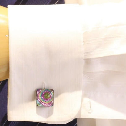 【ThaiVetro】ハニカム風・甘いお花デザインのガラス製カフス(カフスボタン/カフリンクス)