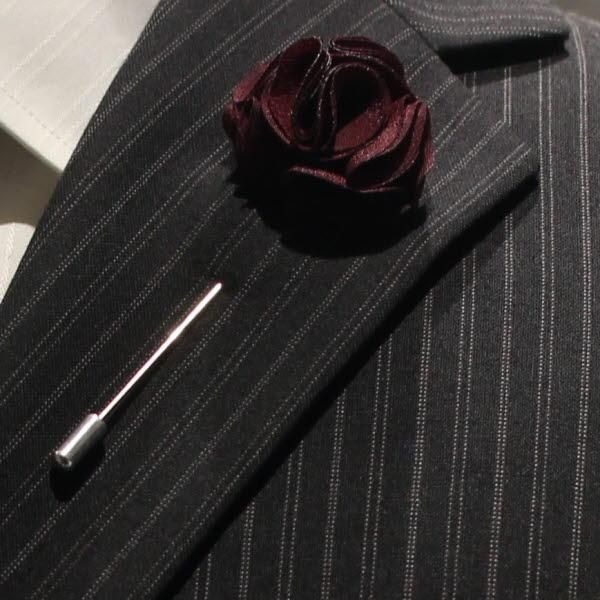 フラワー・お花で華やか・パープルのラペルピン