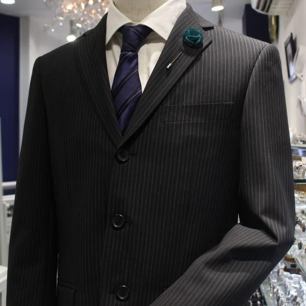 フラワー・お花で華やか・グリーンのラペルピン