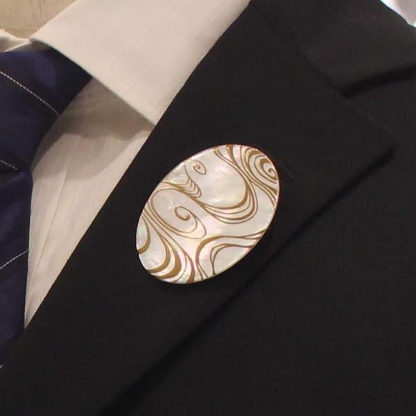 【受注生産品】【Mt. ARTIGIANO】流水蒔絵・白蝶貝ブローチ(ブローチ)