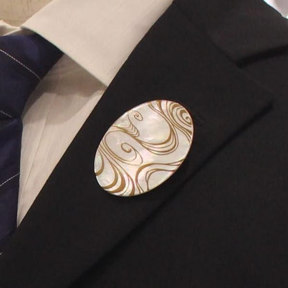 【受注生産品】【Mt. ARTIGIANO】流水蒔絵・白蝶貝ブローチ(ブローチ)