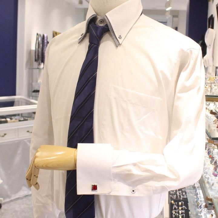 シルバーフレーム スクエア レッドエナメルのカフス