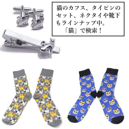 首元のストーンがキラリ おすわり 猫 タイピン ネクタイピン タイバー