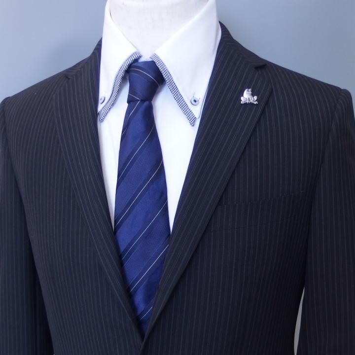 くりっとおめめ カエル かえる 蛙 可愛い ユニーク アンティーク調 ラペルピン ブローチ