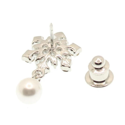雪の結晶 パール風玉 クリスマス Xmas 雪 結晶 シルバーカラー ラペルピン ピンブローチ ブローチ