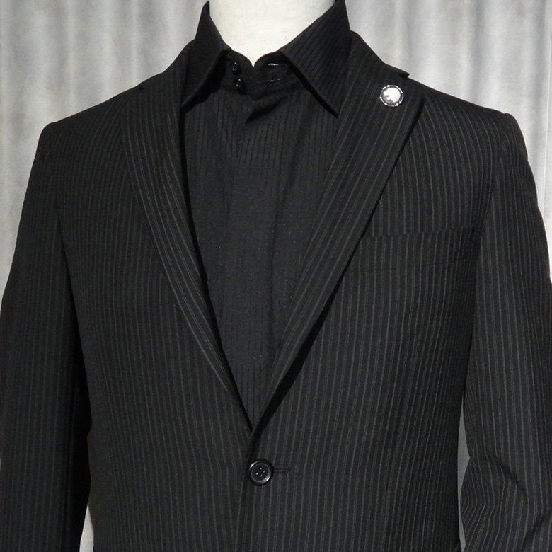 【陶華・TOHCA】シルバー ラウンド 吠える虎 カメオ グレー タイタック ピンブローチ ラペルピン