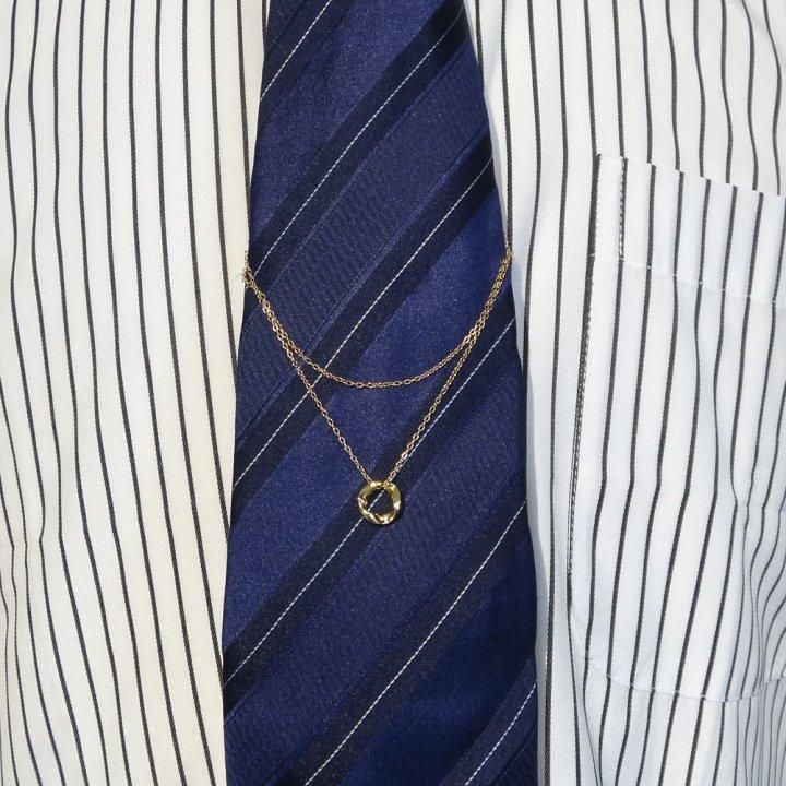 全2色 ツイスト ロープ サークル  モチーフ ネクタイチェーン ネクタイチャーム タイチェーン