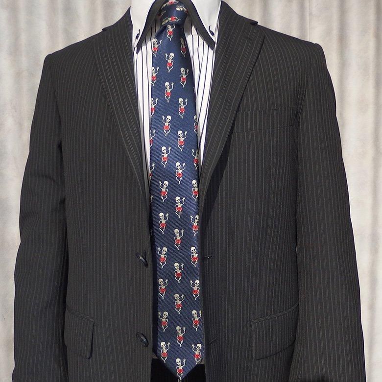 ハロウィン カボチャのパンツを穿いたガイコツ 死神 ドクロ スカル ガイコツ 骸骨 髑髏 ユニーク ネクタイ