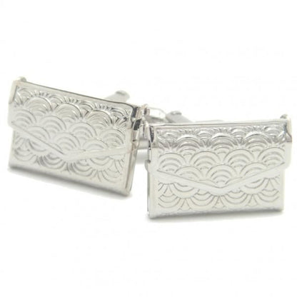 パカッと開くレターケースのカフス(カフリンクス/カフスボタン)