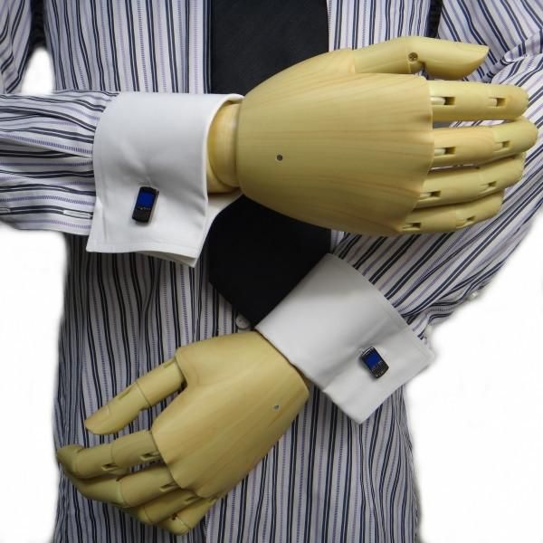 メタリックブラックの携帯電話カフス(カフリンクス/カフスボタン)