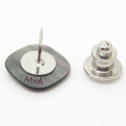 【受注生産】菊・黒蝶貝タイタック(ピンブローチ)