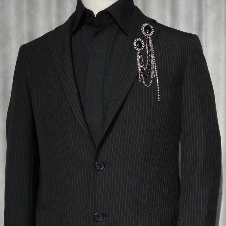 ラペルピン・ヨーロピアンデザインのダブル・ラペルブローチ