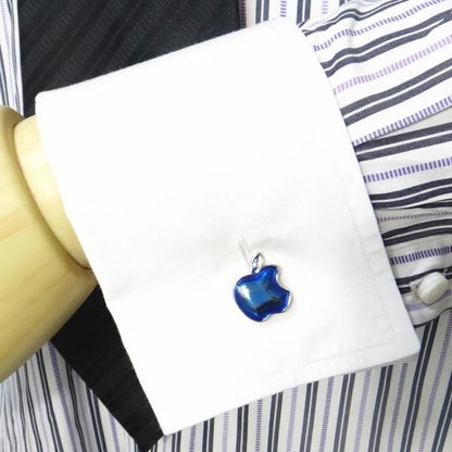 ブルーのアップルマークのカフス(カフリンクス/カフスボタン)