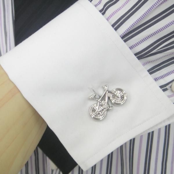 全2色・心地良い風に吹かれながら走りたい自転車のカフス(カフリンクス/カフスボタン)