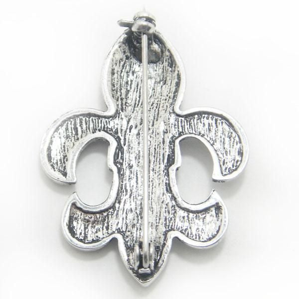 ラペルピン・アンティーク風フルール・ド・リス・ブローチ(ラペルブローチ)