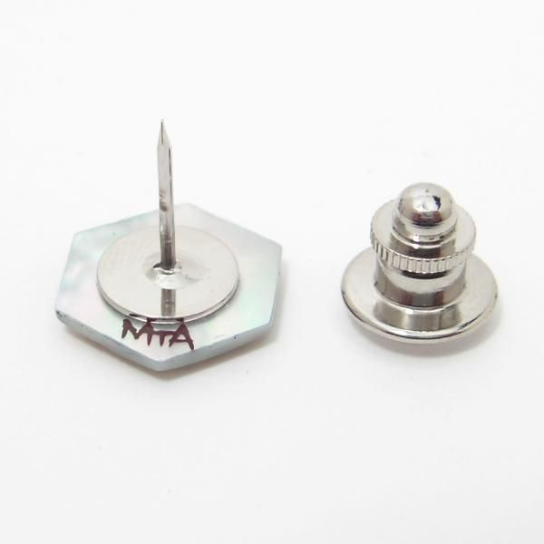 【受注生産品】七宝模様と四角の古典柄・白蝶貝のタイタック(ピンブローチ)