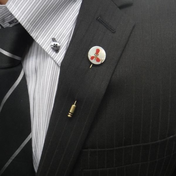 【受注生産品】伊藤若冲の雄鶏・白蝶貝のラペルピン(ラペルブローチ)