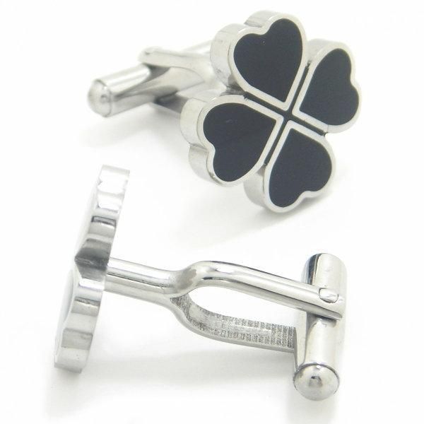 ラッキーを呼ぶ四葉のクローバー・ブラックのカフス(カフリンクス/カフスボタン)
