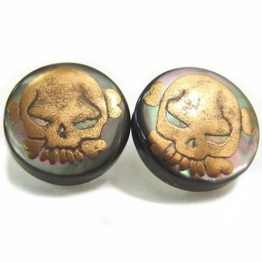 skull(スカル)・黒蝶貝のボタンダウンピアス