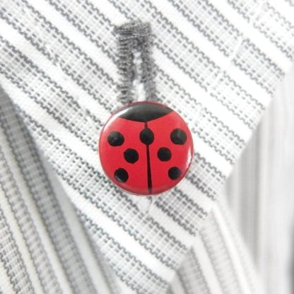 【受注生産品】ナナホシ・白蝶貝のボタンダウンピアス