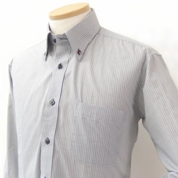 バスケット・白蝶貝のボタンダウンピアス