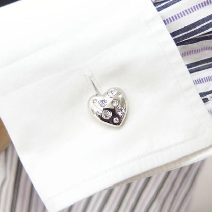 シルバーハートとキラキラストーンのカフス(カフリンクス/カフスボタン)