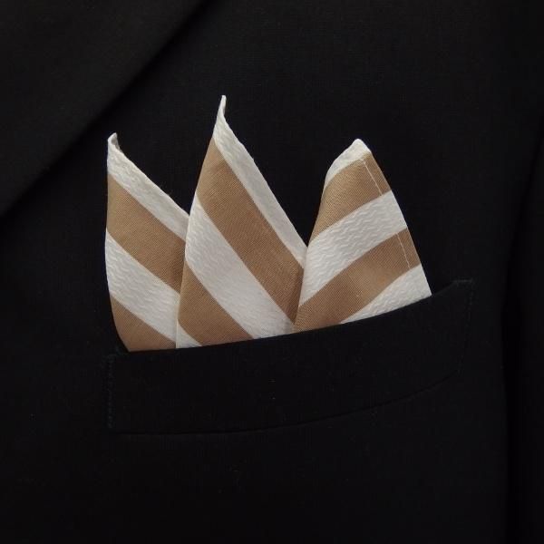 高級オーダーシャツ生地ポケットチーフ・ブラウン×ホワイトストライプのポケットスクウェア