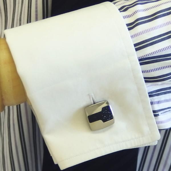 ステンレス・シルバー×ブラックラメ・ラインが美しいカフス(カフリンクス/カフスボタン)