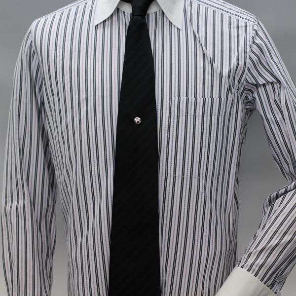 イングランド赤×白のサッカーボールのタイタック(ピンブローチ)