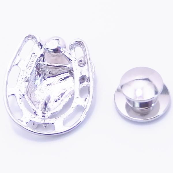 ラペルピン・馬蹄と馬の横顔・アコヤ真珠パール6.0mmのブローチ(タイタック)