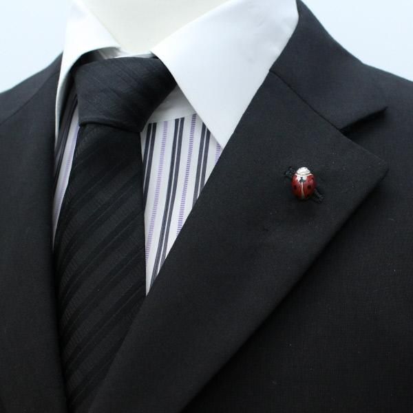 【SATURNO・サツルノ】ラペルピン・幸せを呼ぶ虫・てんとう虫のタイタック(ピンブローチ)